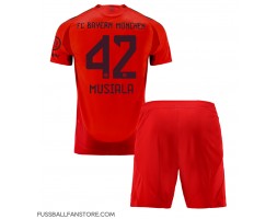 Bayern Munich Jamal Musiala #42 Replik Heimtrikot Kinder 2024-25 Kurzarm (+ Kurze Hosen)